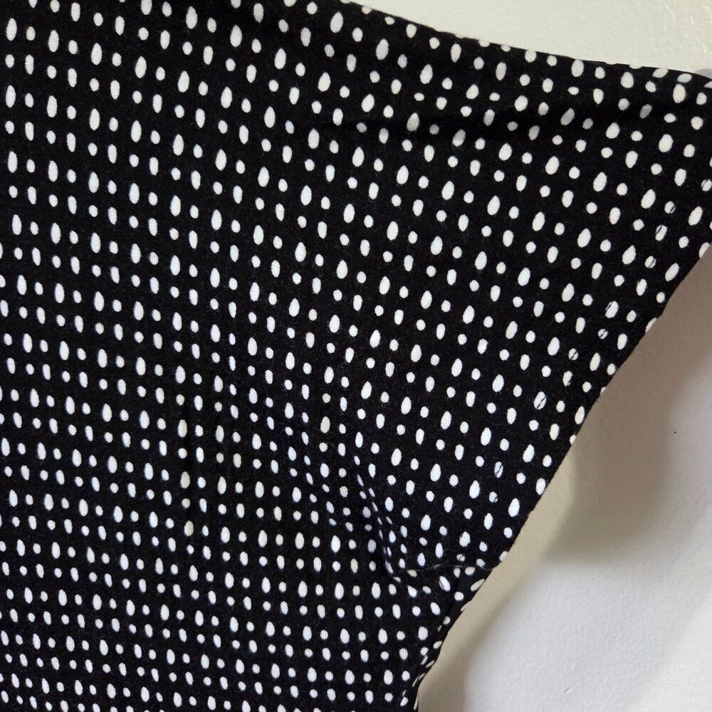 Euc Loft Loose Fitting Split V Neck Dotted Top Si… - image 7